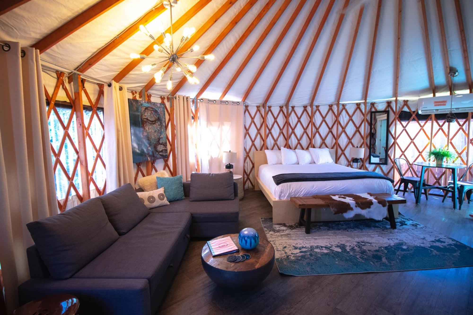 Escalante Yurts - Luxury Lodging Hotel Exterior photo